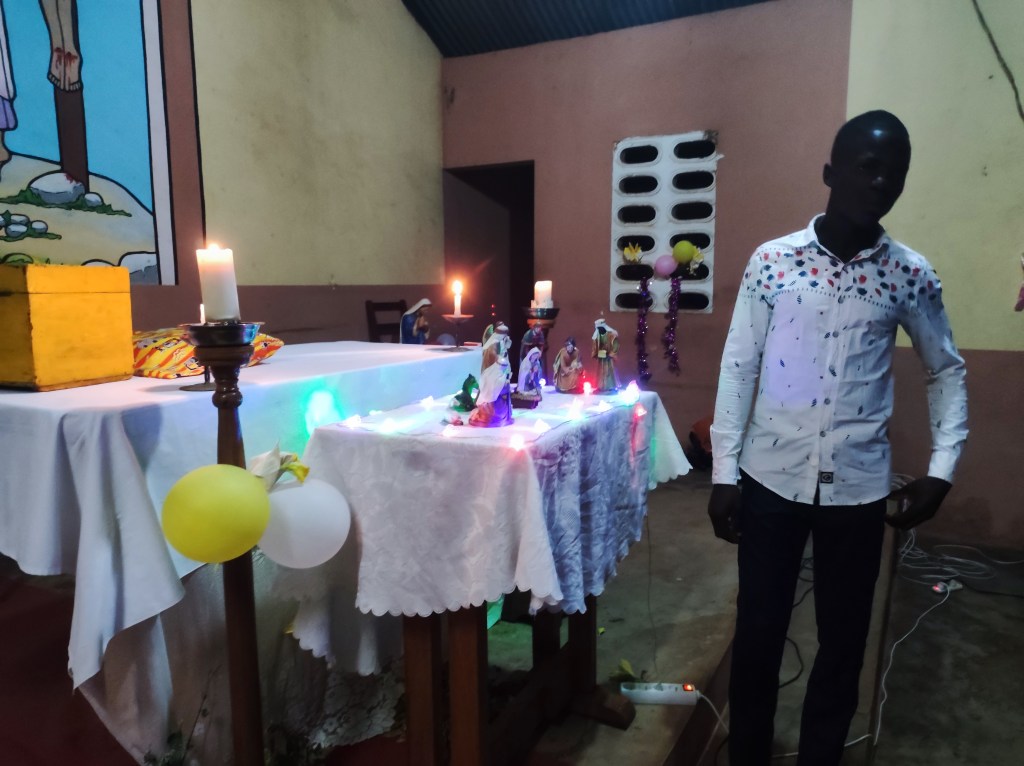 Decorazioni e presepio a N'Zorekro