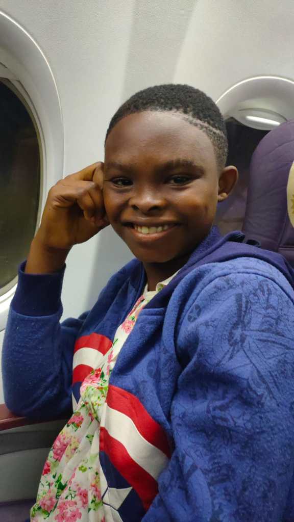 Il sorriso di Ramatoullay in Aereo