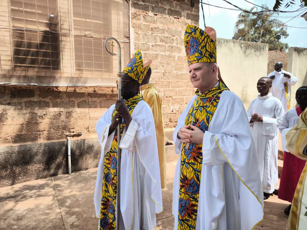 Il Vescovo Boniface e il Vescovo Francesco